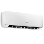 Vista lateral del aire acondicionado Hisense mostrando su diseño inclinado hacia la izquierda.