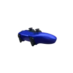 Vista diagonal del control DualSense Azul Cobalto para PS5, resaltando detalles del diseño y botones de alta precisión.