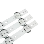 Primer plano del Kit de Barras LED para televisores 55UK6200PDA, 55UK6350PDC, 55UK631C y 55UN7100PDA. Lentes ópticas diseñadas para mejorar la iluminación.