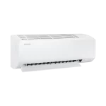 Vista en ángulo del aire acondicionado Samsung AI Digital Inverter 9000 BTU con rejilla abierta, mostrando la activación del flujo de aire.