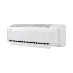 Samsung WindFree Inverter 12000 BTU AR60F12D1EW funcionando, con rejilla abierta y aletas direccionales visibles.