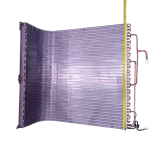 Condensador Assembly 15822000003536 – Dimensiones frontales Condensador assembly 15822000003536 con cinta métrica