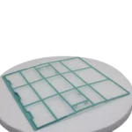 Filtro de aire Midea CE-KFR26G/N1Y-AB-6 con vista lateral y marco verde translúcido