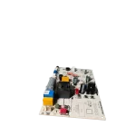 Vista en ángulo de la tarjeta Main Control Board Midea 17122000047503 Main Control Board Midea 17122000047503 diagonal desde lateral derecho con relés.