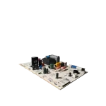 Vista lateral izquierda de tarjeta electrónica Midea 17122000047503 Main Control Board Midea 17122000047503 vista lateral izquierda con componentes en perspectiva.