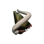 Evaporador de aire acondicionado Midea con tuberías visibles.