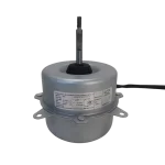 Motor monofásico YKT-24-6-236L Welling para aire acondicionado, con etiquetas, conectores y vista detallada del eje