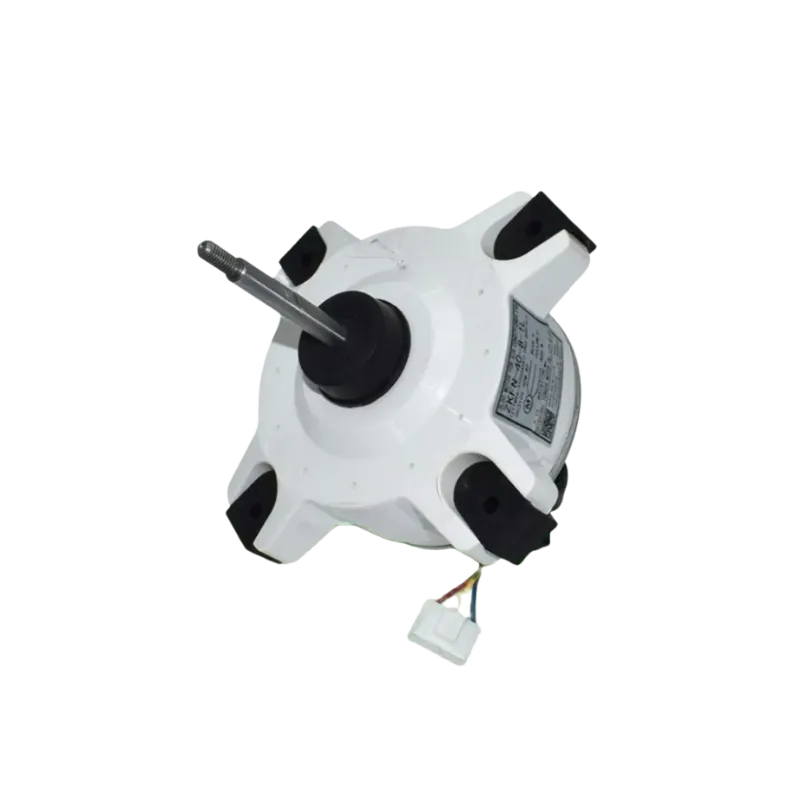 Motor DC sin escobillas para aire acondicionado, referencia 11002015000396, vista en ángulo con etiqueta visible