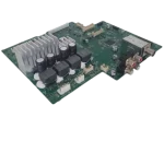 Placa principal LG EBR83041001 vista lateral Placa principal LG EBR83041001 vista lateral con disipador y conectores RCA