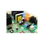 Tarjeta Main LG transformador y condensadores Componentes electrónicos (transformador y condensadores) en tarjeta Main LG