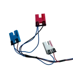 Conectores azul, rojo y blanco del arnés LG EAD63954710 en primer plano