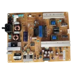 Vista superior de la fuente EAY64309921 para televisores LG. Se aprecian disipadores dobles, transformador central, bobinas de choque y condensadores de alto voltaje, útil para verificar el layout original.