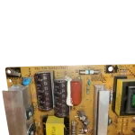 Detalle serigrafía PSU P/N: EAY62170901 – capacitores y disipador lateral