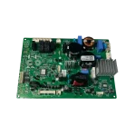 Tarjeta electrónica LG EBR77678708 vista superior con relés, capacitores y disipador