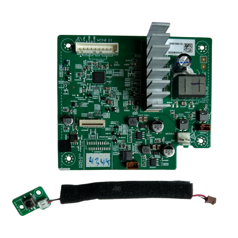 Tarjeta amplificadora LG EBR87888106 vista frontal con disipador y módulo sensor