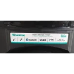 Hisense HP140 – Especificaciones en etiqueta Etiqueta de especificaciones Hisense HP140 800W con Bluetooth, USB, FM, Line In, guitarra y micrófono.