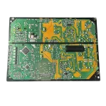 Reverso de la placa EAY62608902 para TV, pistas y soldaduras